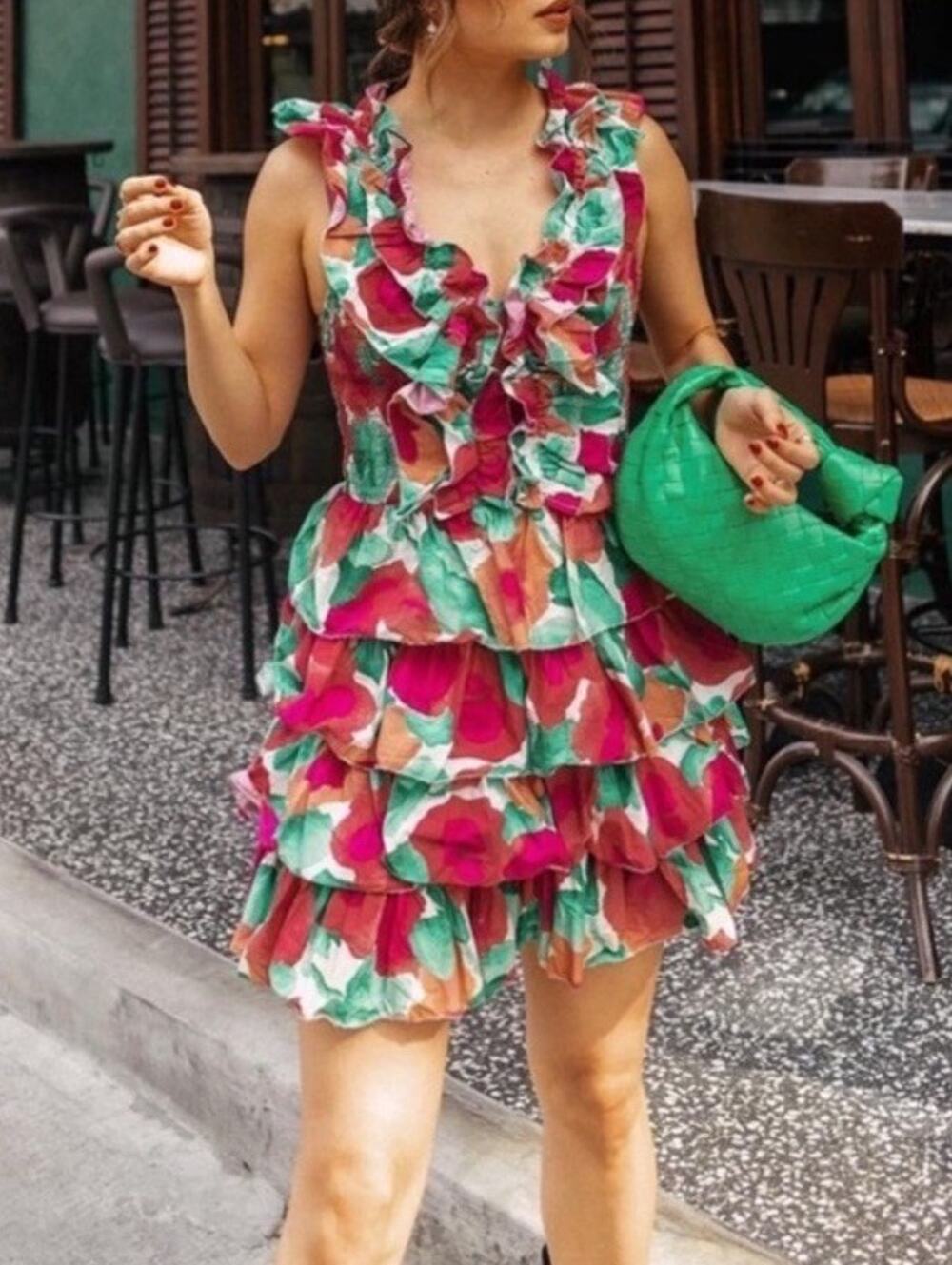 Love The Label Sage Ruffle Tiered Cotton Smocked Floral Babydoll Mini Dress Sz M